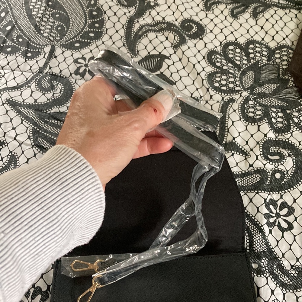 Purse - Picture 5 of 6